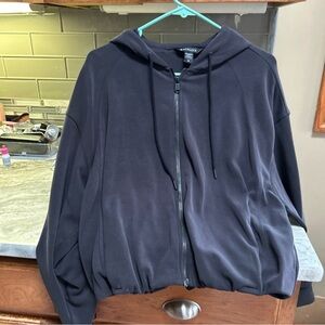 Athleta Seasoft Bubble Hem Hoodie Jacket M Soft Charcoal Gray Zip $129 lining